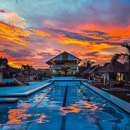 Treeshade Resort & Spa 몰볼 외부 사진