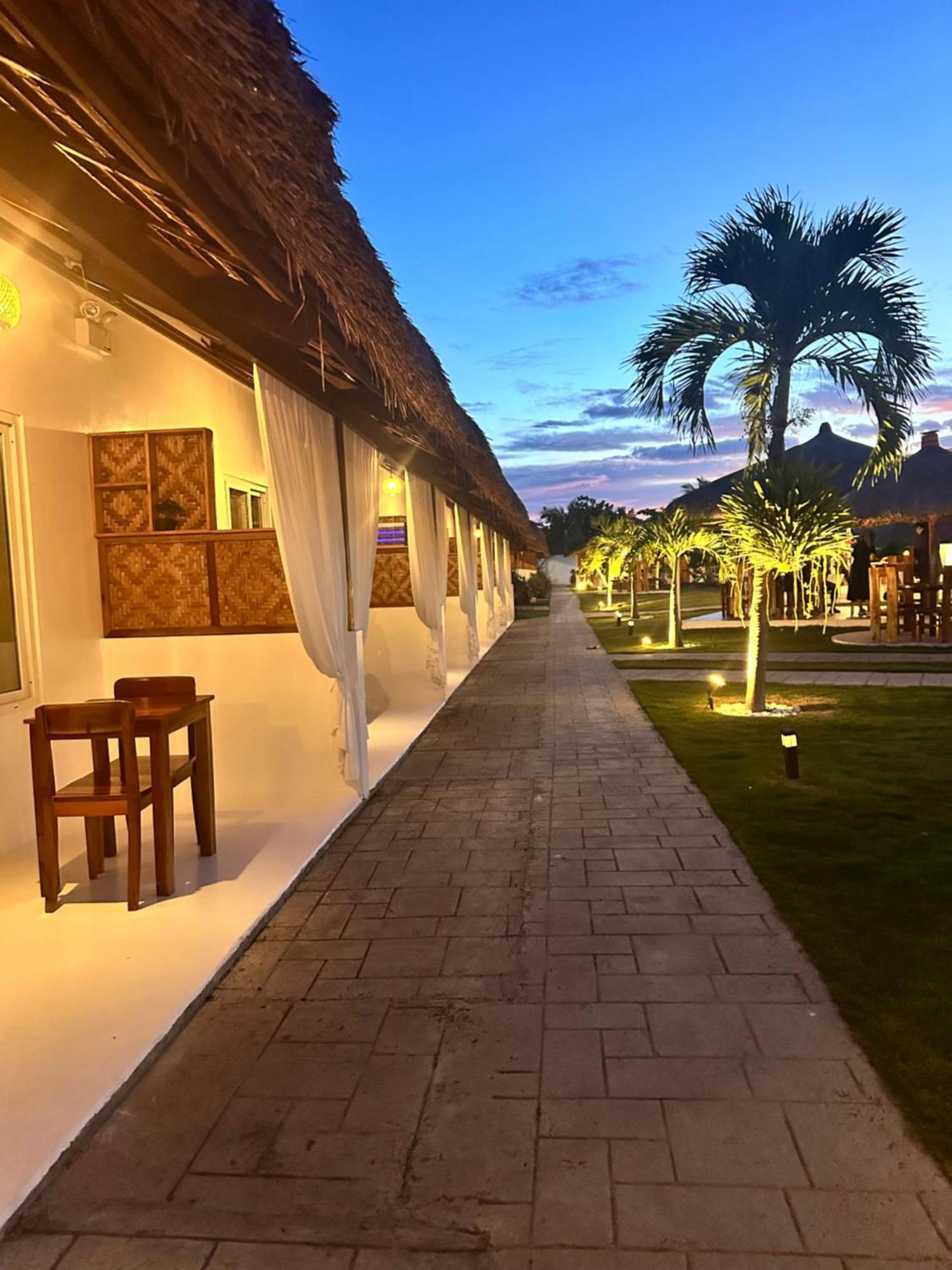 Treeshade Resort & Spa 몰볼 외부 사진