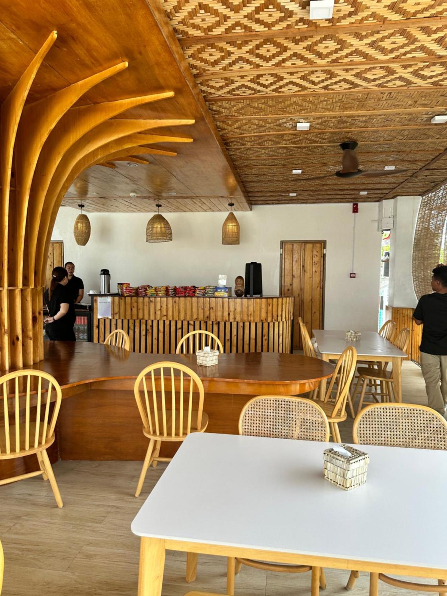 Treeshade Resort & Spa 몰볼 외부 사진
